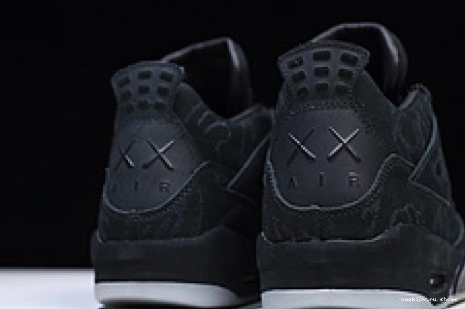 Rep Nike 001 930155 Jordan kaws retro 4 black Air 0609
